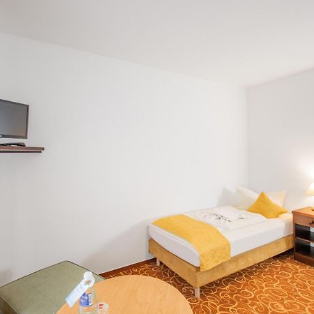 Hotel Garni Zwickau-Mosel Mülsen Quarto foto